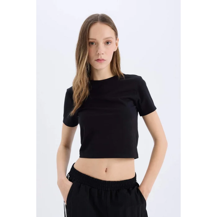 Defacto Z8790 Siyah Coool Fitted Bisiklet Yaka Basic Düz Kısa Kollu Tişört