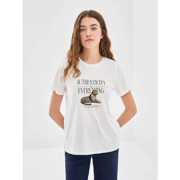 LCW Vision Ekru Bisiklet Yaka Leopar Baskılı Kadın Tişört