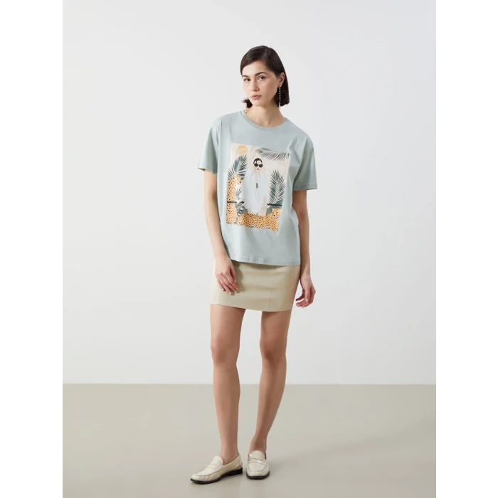 LCW Vision Yeşil Bisiklet Yaka Baskılı Kadın Tişört