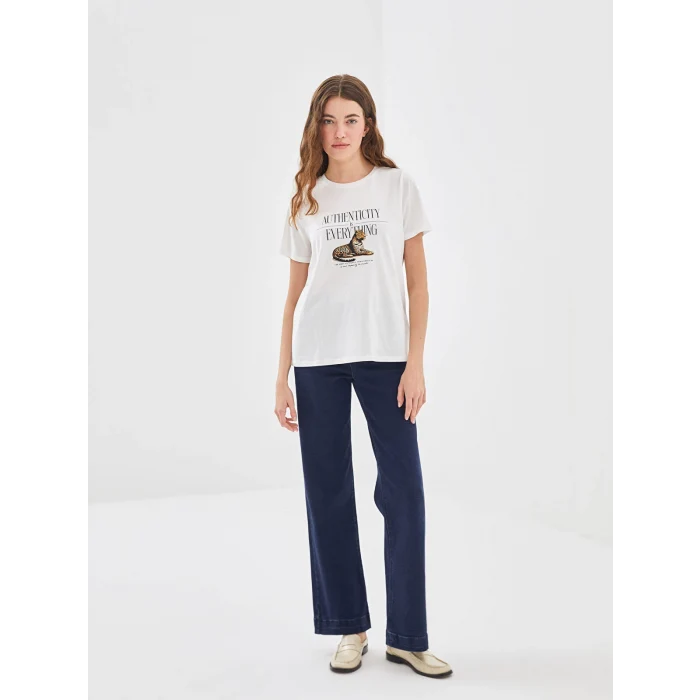 LCW Vision Ekru Bisiklet Yaka Leopar Baskılı Kadın Tişört