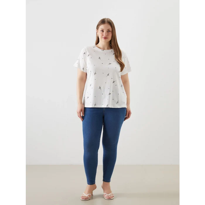 LCWAIKIKI Classic Ekru Bisiklet Yaka Desenli Kadın Tişört