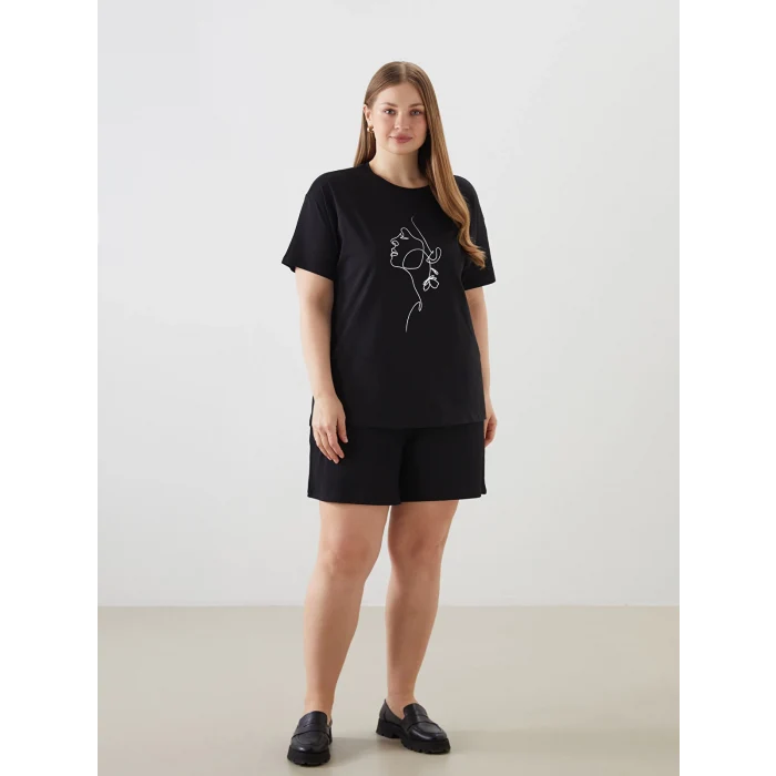 LCWAIKIKI Classic Siyah Bisiklet Yaka Baskılı Kadın Tişört