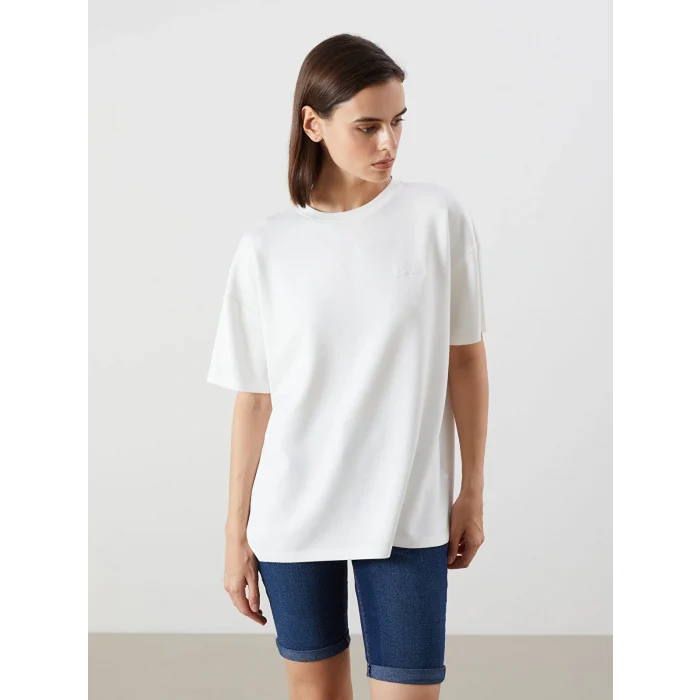 LCW Vision Ekru Bisiklet Yaka Oversize Kadın Tişört