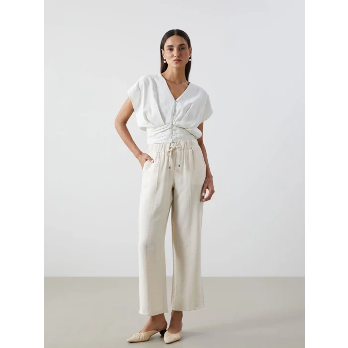 LCWAIKIKI Classic Bej Beli Lastikli Kadın Pantolon