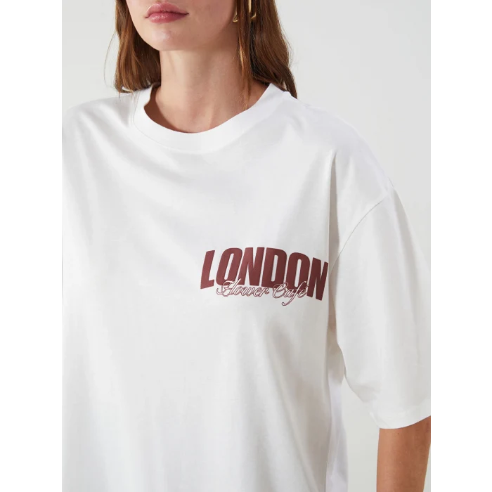 LCW Vision Ekru Bisiklet Yaka London Baskılı Oversize Kadın Tişört