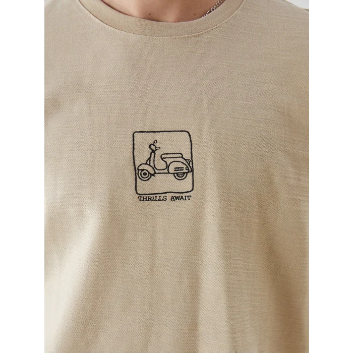 XSIDE Bej Bisiklet Yaka Nakışlı Erkek Tişört