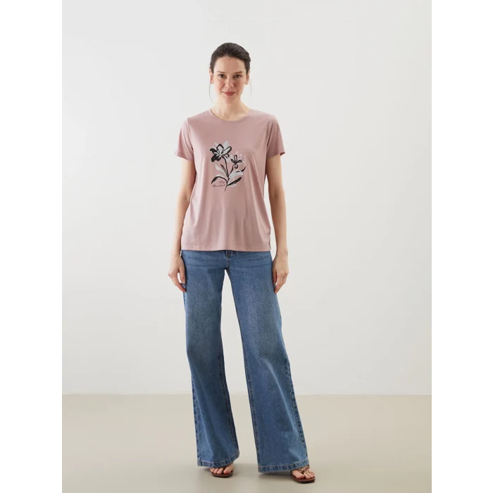 LCWAIKIKI Classic Pembe Bisiklet Yaka Çiçekli Kadın Tişört