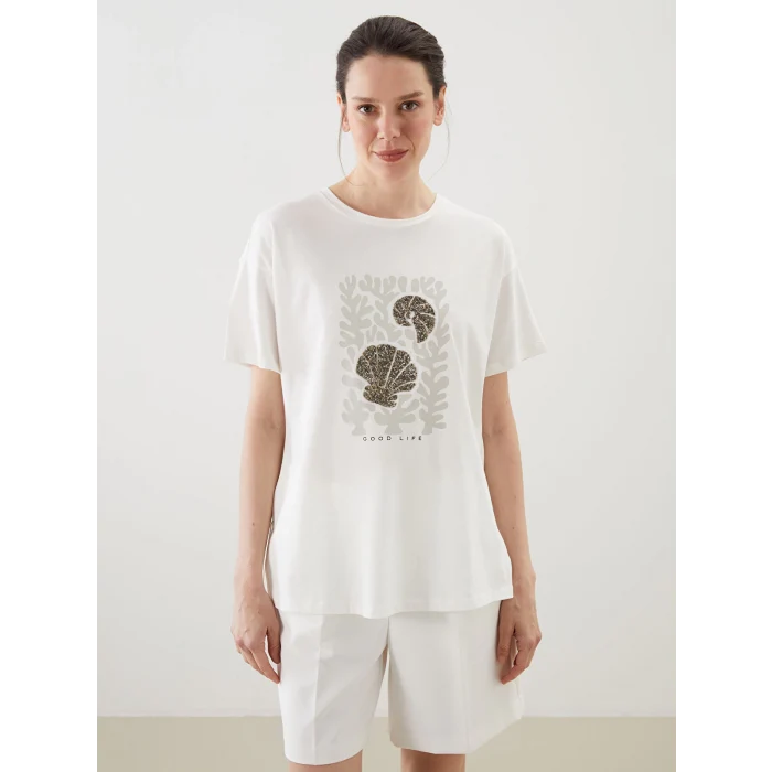 LCWAIKIKI Classic Ekru Bisiklet Yaka Baskılı Kadın Tişört