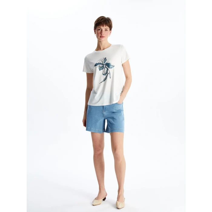 LCWAIKIKI Classic Ekru Bisiklet Yaka Çiçekli Kadın Tişört