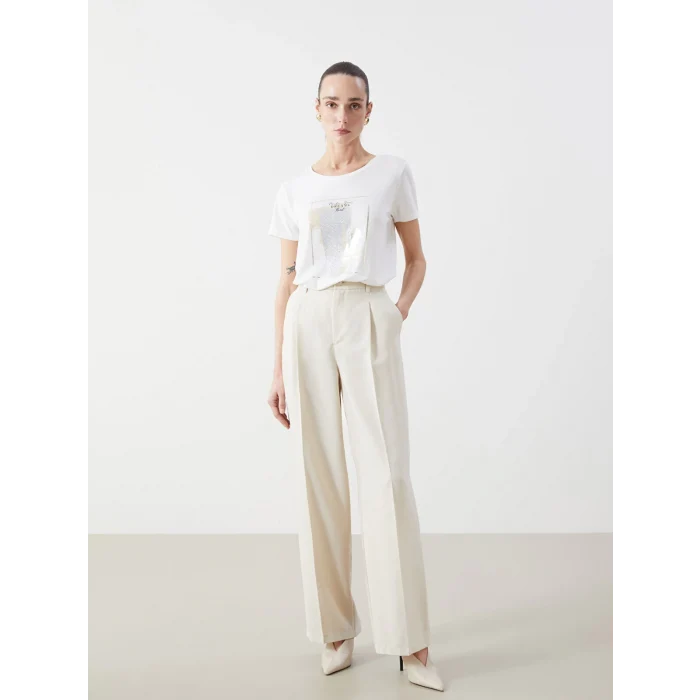 LCWAIKIKI Classic Ekru Bisiklet Yaka Baskılı Kadın Tişört