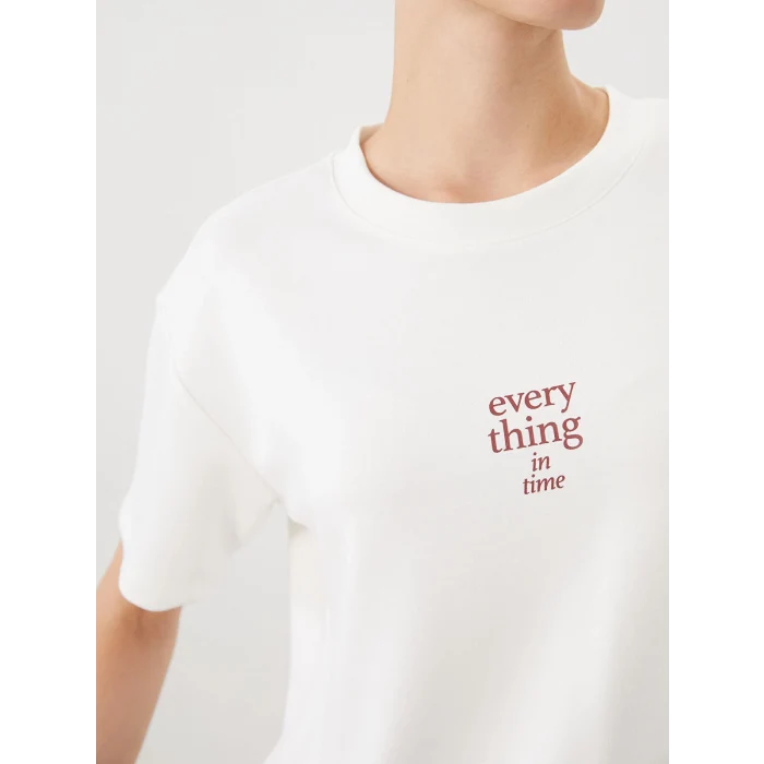 LCW Comfort Ekru Bisiklet Yaka Baskılı Kadın Tişört