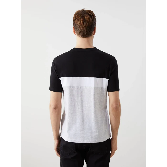 LCWAIKIKI Classic Siyah Bisiklet Yaka Kısa Kollu Renk Bloklu Erkek Tişört