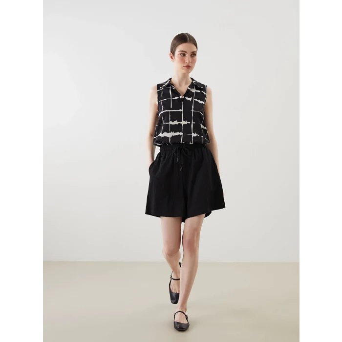 LCWAIKIKI Classic Siyah Beli Lastikli Dokulu Kadın Şort