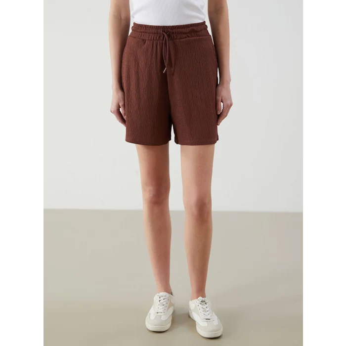 LCWAIKIKI Classic Kahverengi Beli Lastikli Dokulu Kadın Şort