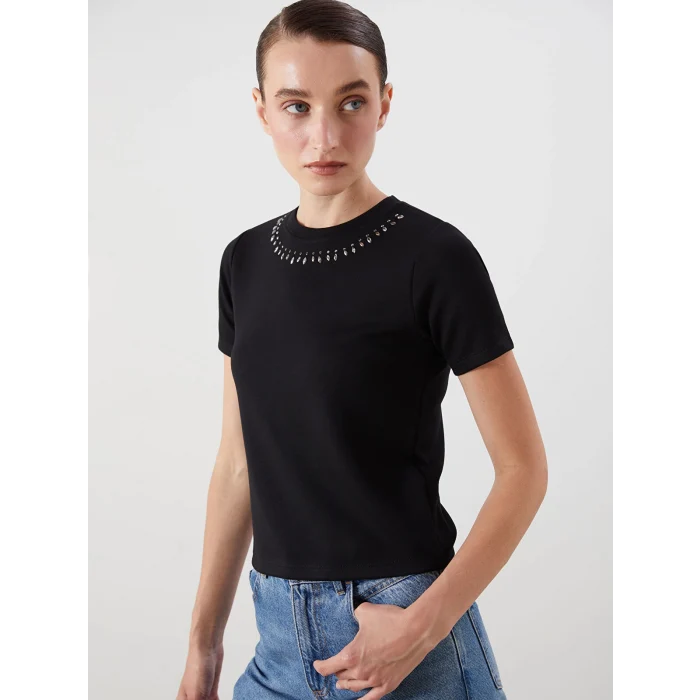 LCWAIKIKI Classic Siyah Bisiklet Yaka Taşlı Kadın Tişört