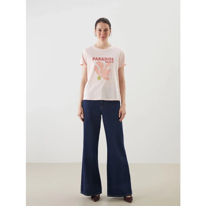 LCWAIKIKI Classic Pembe Bisiklet Yaka Baskılı Kadın Tişört