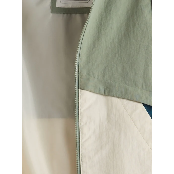 LCW Kids Yeşil Kapüşonlu Renk Bloklu Erkek Çocuk Yağmurluk