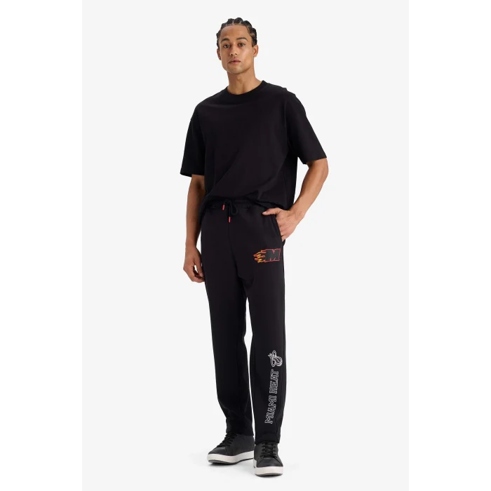 Defacto D6561 Siyah DeFactoFit NBA Miami Heat Kalın Jogger Eşofman Altı Standart Fit Cepli Esnek Bantlı Paça