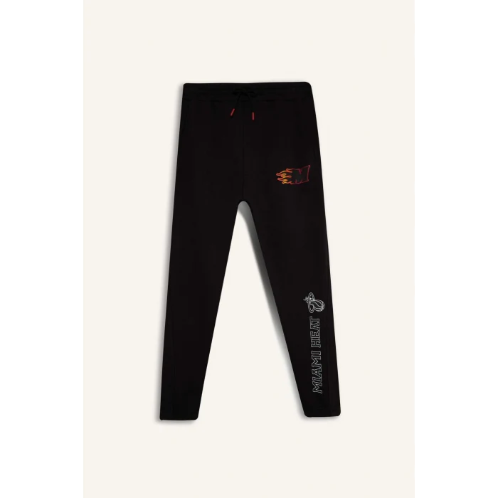 Defacto D6561 Siyah DeFactoFit NBA Miami Heat Kalın Jogger Eşofman Altı Standart Fit Cepli Esnek Bantlı Paça