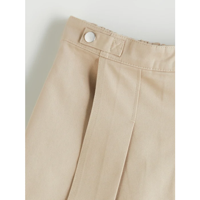 LCW Kids Bej Basic Gabardin Kız Çocuk Şort Etek