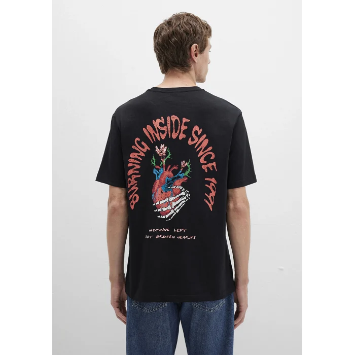 Mavi 0612931-900 Sırt Baskılı Siyah Tişört