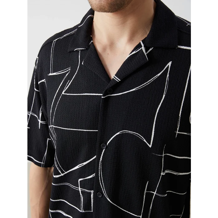 LCW Vision Siyah Regular Fit Kısa Kollu Desenli Erkek Gömlek