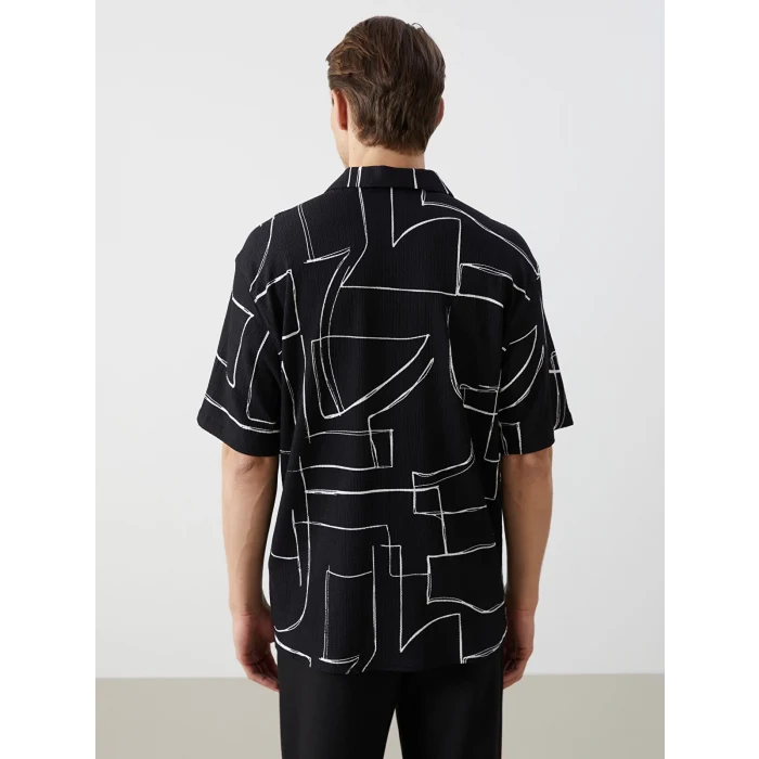 LCW Vision Siyah Regular Fit Kısa Kollu Desenli Erkek Gömlek