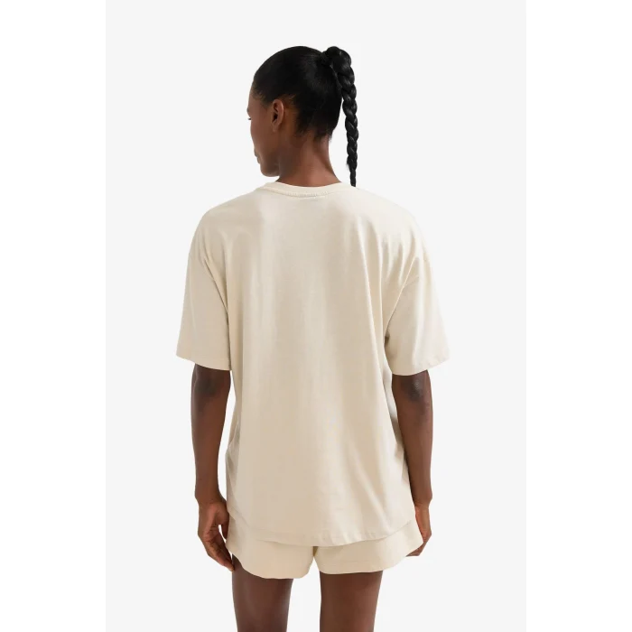 Defacto E3845 Bej DeFactoFit NBA Wordmark Oversize Geniş Kalıp Bisiklet Yaka Kısa Kollu Tişört