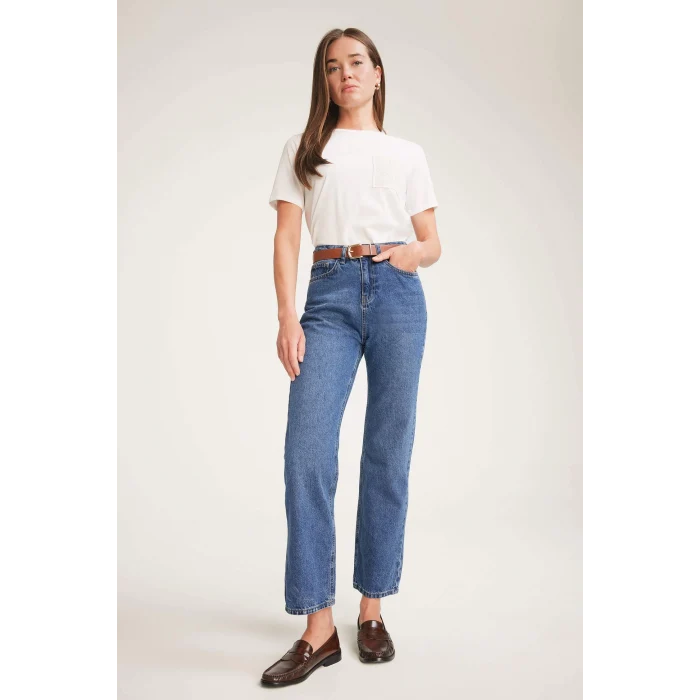 Defacto F1152 Ekru Regular Fit Bisiklet Yaka Basic Düz Penye Kısa Kollu Tişört