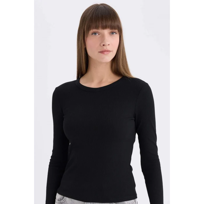 Defacto E5767 Siyah Slim Fit Dar Kesim Bisiklet Yaka Basic Düz Fitilli Kaşkorse Uzun Kollu Tişört