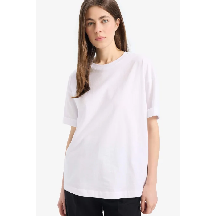 Defacto C0099 Beyaz Oversize Geniş Kalıp Bisiklet Yaka Penye Basic Düz Kısa Kollu Beyaz Tişört