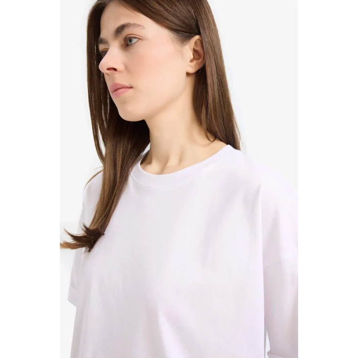 Defacto C0099 Beyaz Oversize Geniş Kalıp Bisiklet Yaka Penye Basic Düz Kısa Kollu Beyaz Tişört