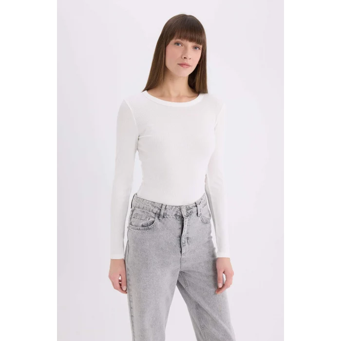 Defacto E5767 Ekru Slim Fit Dar Kesim Bisiklet Yaka Basic Düz Fitilli Kaşkorse Uzun Kollu Tişört
