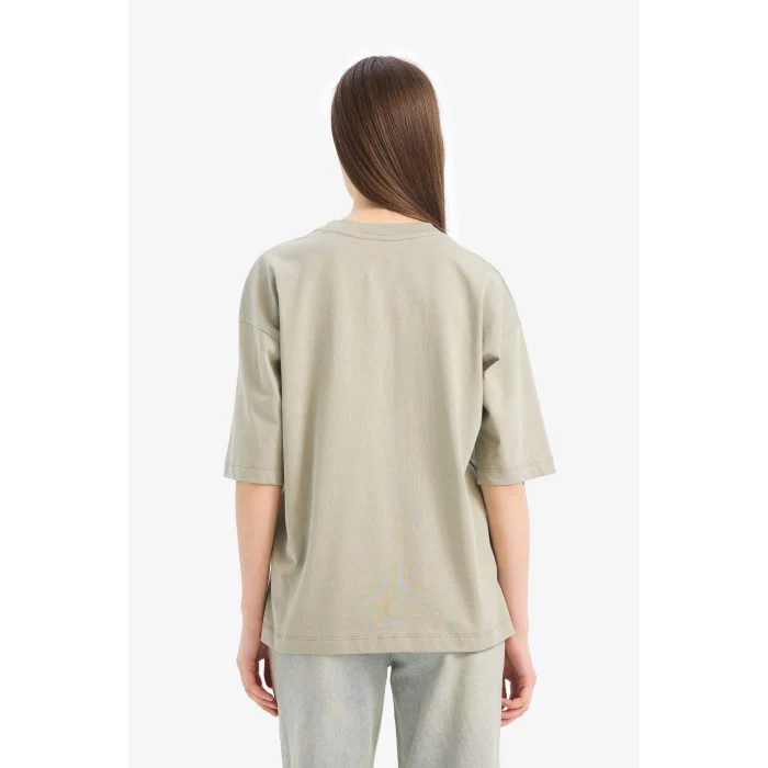 Defacto C0099 Yeşil Oversize Geniş Kalıp Bisiklet Yaka Basic Düz Penye Kısa Kollu Tişört