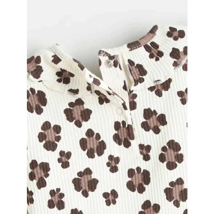 LCW baby Ekru Bisiklet Yaka Çiçekli Kız Bebek Tişört ve Tayt 2li Takım