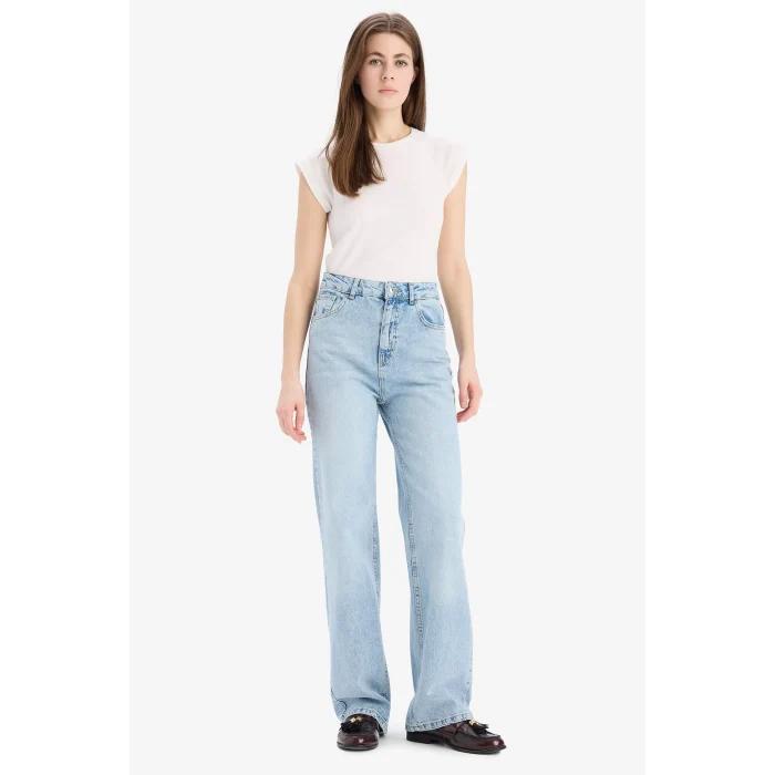 Defacto C7334 Ekru Slim Fit Dar Kesim Bisiklet Yaka Basic Düz Ribana Kısa Kollu Tişört