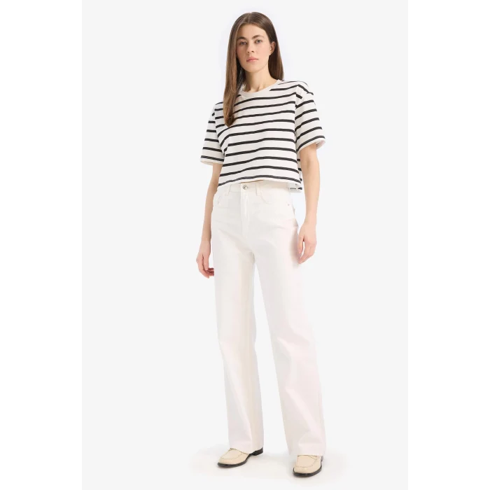 Defacto C6199 Siyah Boxy Fit Bisiklet Yaka Çizgili Penye Kısa Kollu Tişört