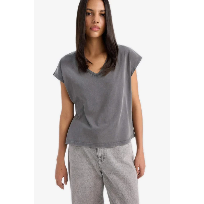 Defacto E5486 Antrasit Regular Fit V Yaka Basic Düz Premium Kolsuz Tişört