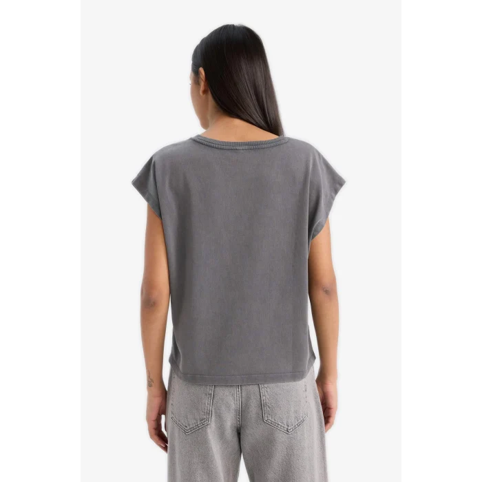 Defacto E5486 Antrasit Regular Fit V Yaka Basic Düz Premium Kolsuz Tişört