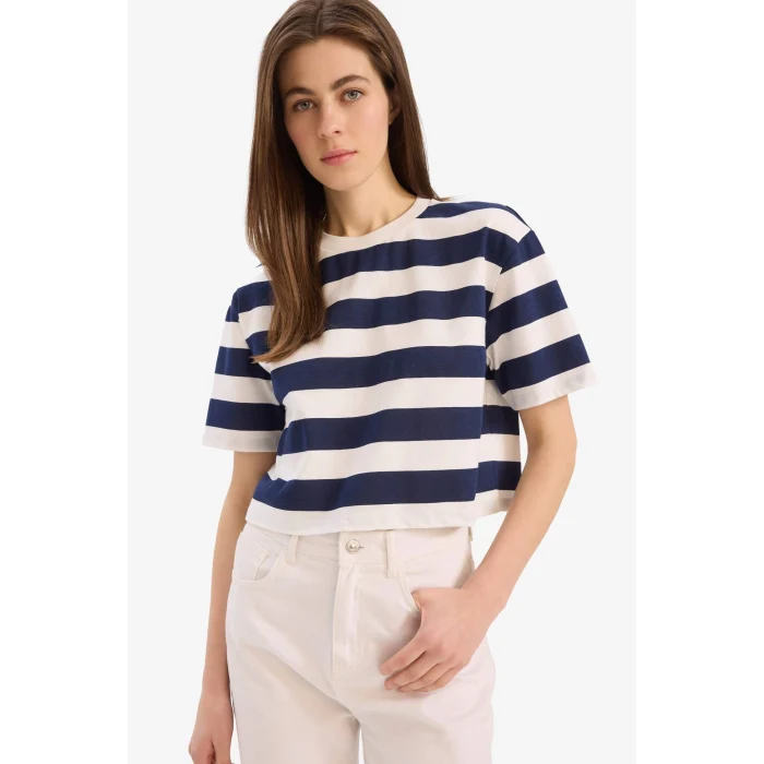 Defacto C6198 Lacivert Boxy Fit Bisiklet Yaka Çizgili Penye Kısa Kollu Tişört