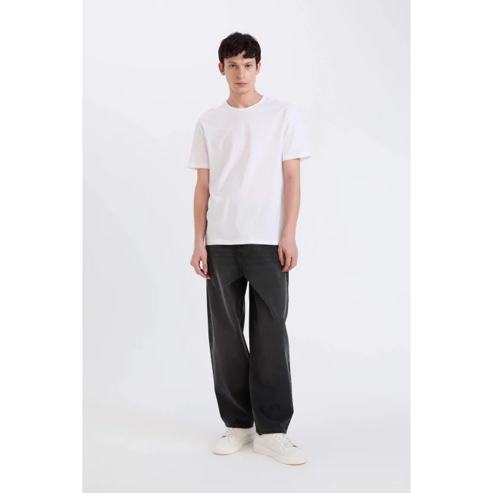 Defacto D5481 Beyaz %100 Pamuk Regular Fit Bisiklet Yaka Kısa Kollu Ağır Kumaş Tişört