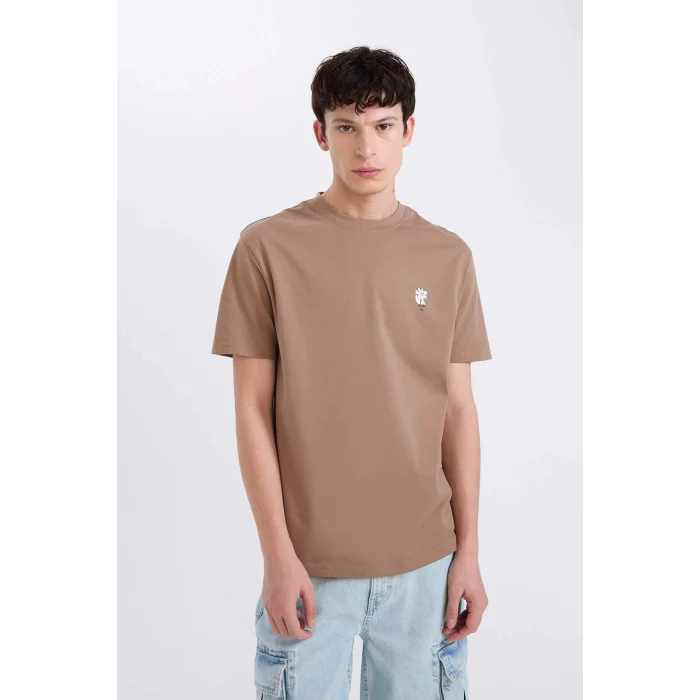 Defacto D5564 Kahve %100 Pamuk Regular Fit Bisiklet Yaka Baskılı Kısa Kollu Tişört