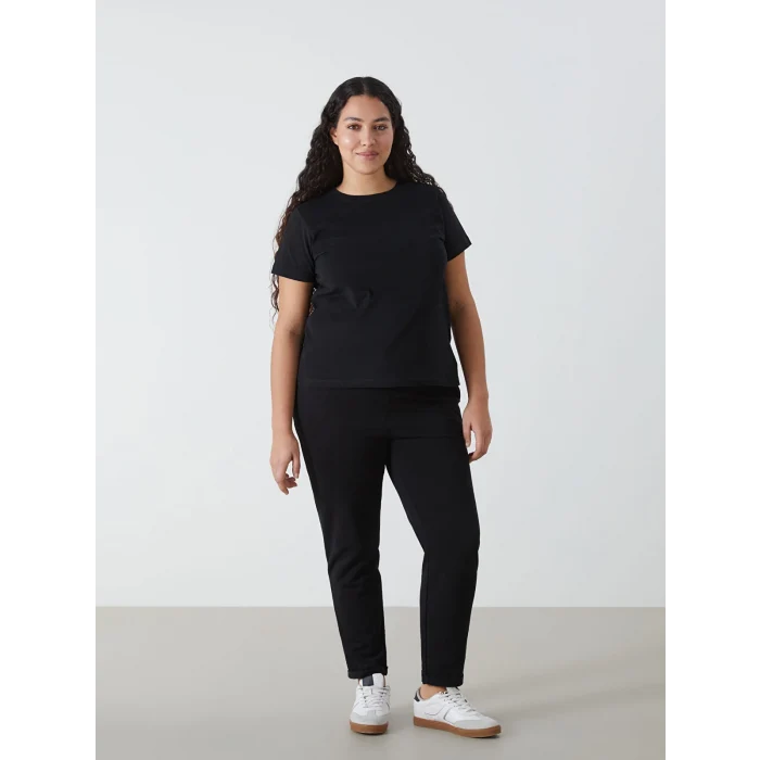 LCW Vision Siyah Bisiklet Yaka Düz Kısa Kollu Kadın Tişört