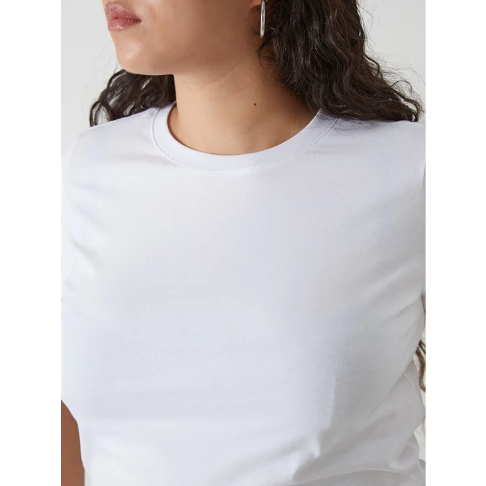 LCW Vision Beyaz Bisiklet Yaka Düz Kısa Kollu Kadın Tişört