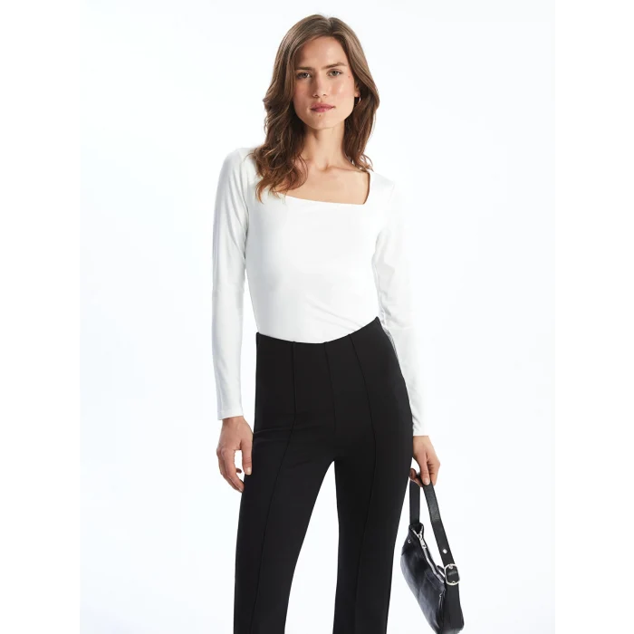 LCWAIKIKI Basic Ekru Kare Yaka Kadın Body