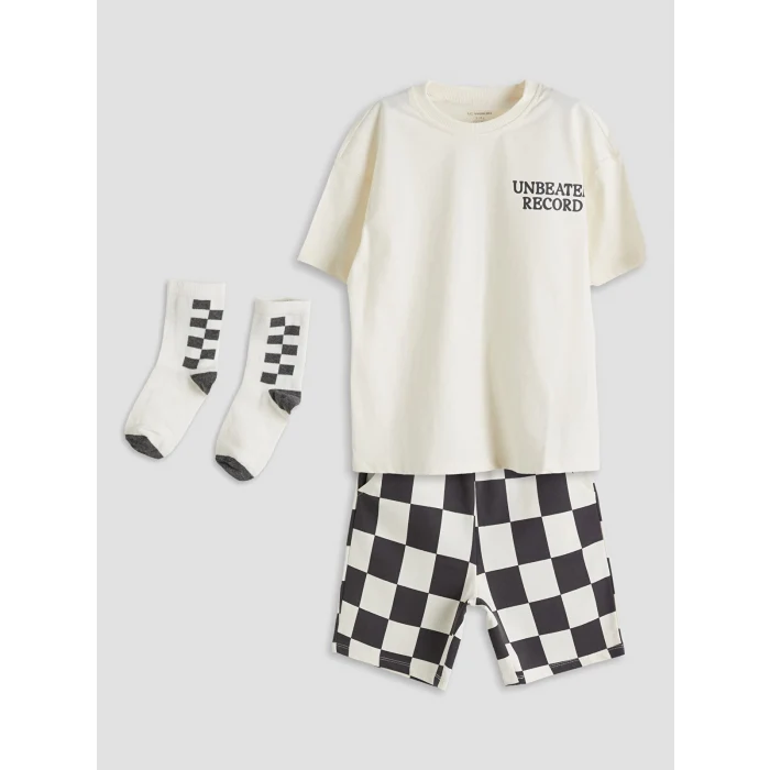 LCW Kids Bej Erkek Çocuk Tişört Şort ve Çorap 3lü