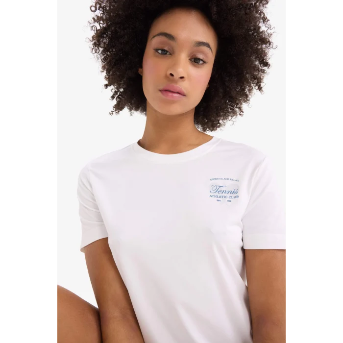 Defacto D9298 Beyaz DeFactoFit Oversize Geniş Kalıp Bisiklet Yaka Baskılı Sporcu Kısa Kollu Tişört