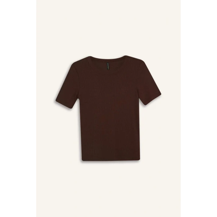 Defacto C0097 Kahve Slim Fit Dar Kesim Bisiklet Yaka Fitilli Kaşkorse Basic Düz Kısa Kollu Tişört