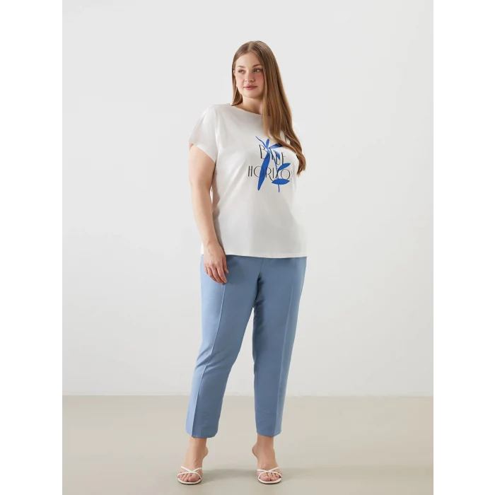 LCWAIKIKI Classic Ekru Bisiklet Yaka Baskılı Kadın Tişört