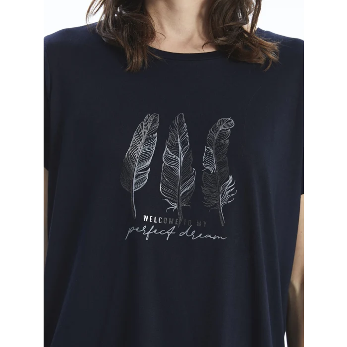 LCWAIKIKI Classic Lacivert Bisiklet Yaka Baskılı Kadın Tişört